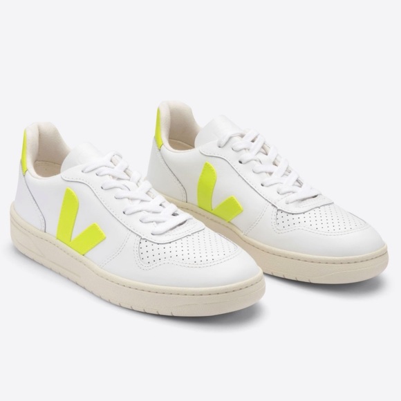 Veja Shoes - Veja V-10 Leather White Jaune Sneakers